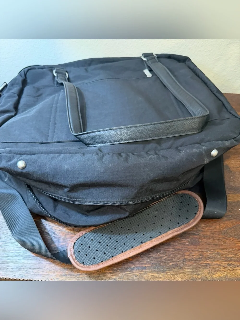 Baggallini Overnight Expandable Laptop Tote